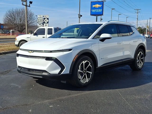 New 2026 White Chevrolet LT image 3