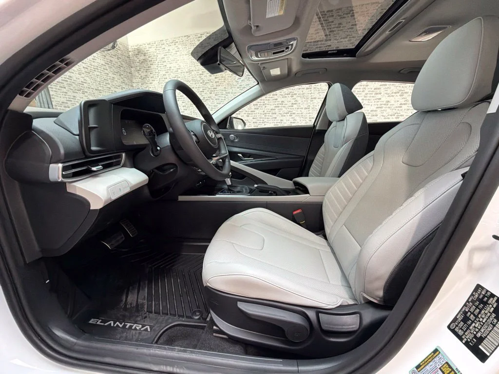 New 2026 Serenity White Hyundai SEL Sport Plus image 28