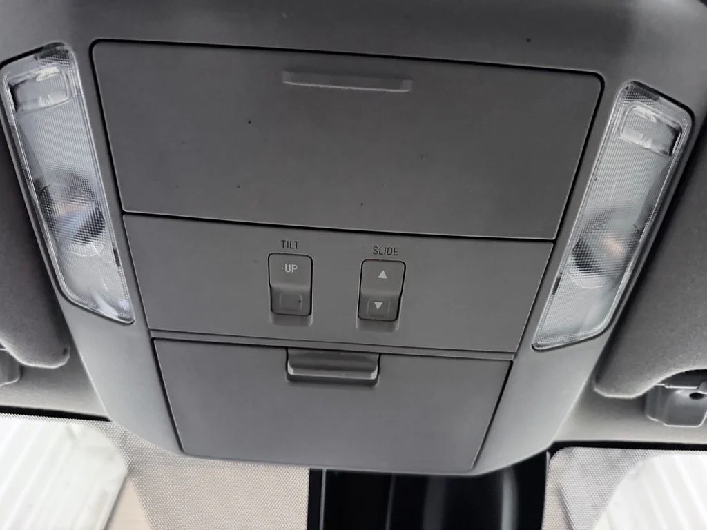 Used 2018 Silver Sky Metallic Toyota Platinum image 20