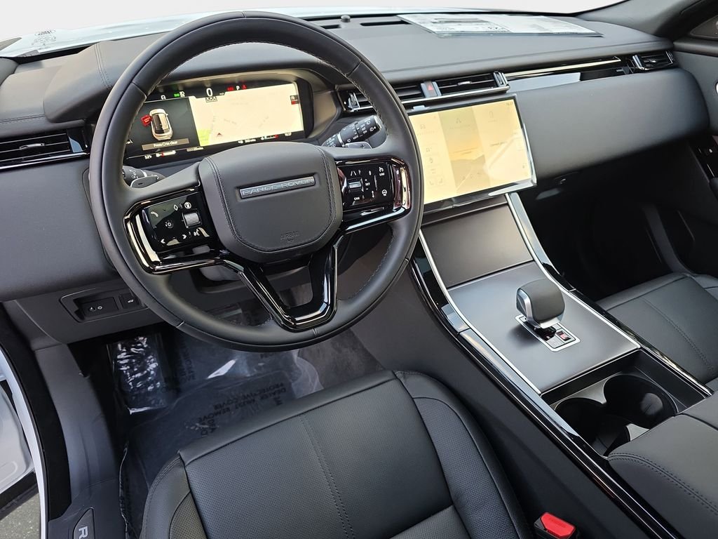 New 2026 Fuji White LAND ROVER Dynamic SE image 16