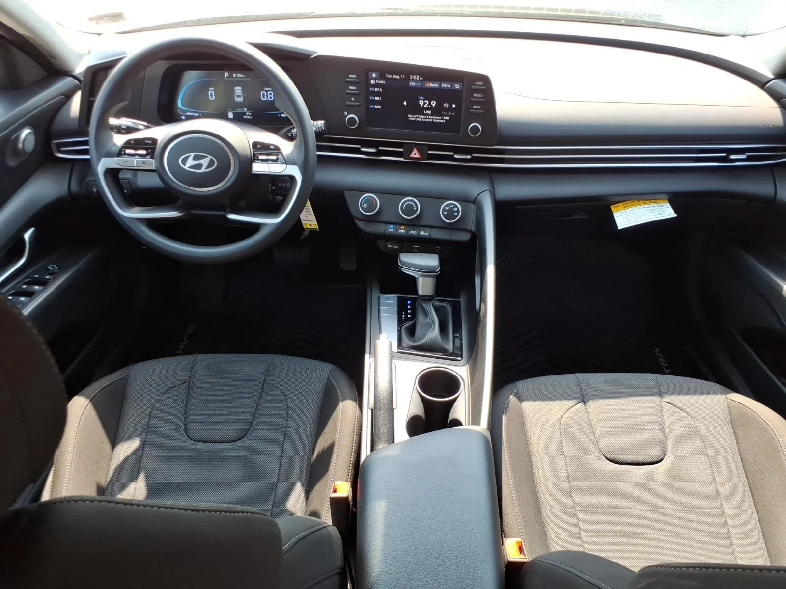 Certified Used 2025 Amazon Gray Hyundai SE image 27