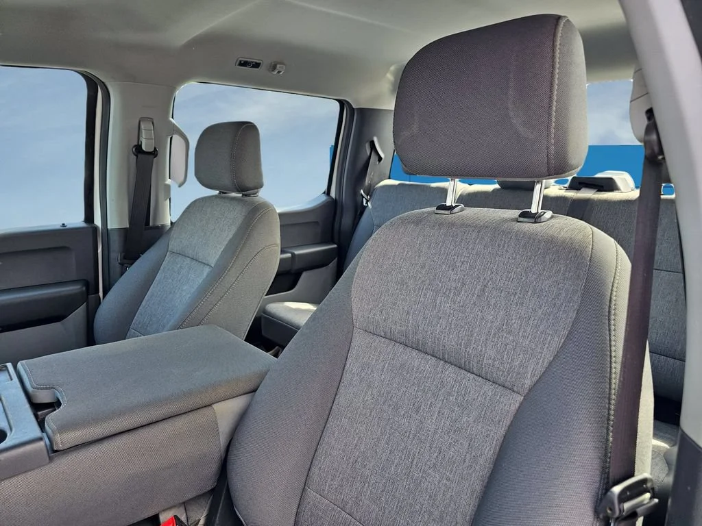 Used 2024 Oxford White Ford XL image 17