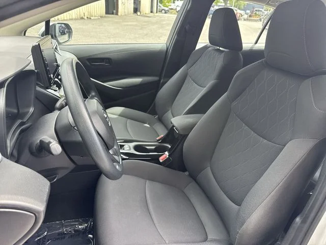 Used 2022 Silver Toyota LE image 14