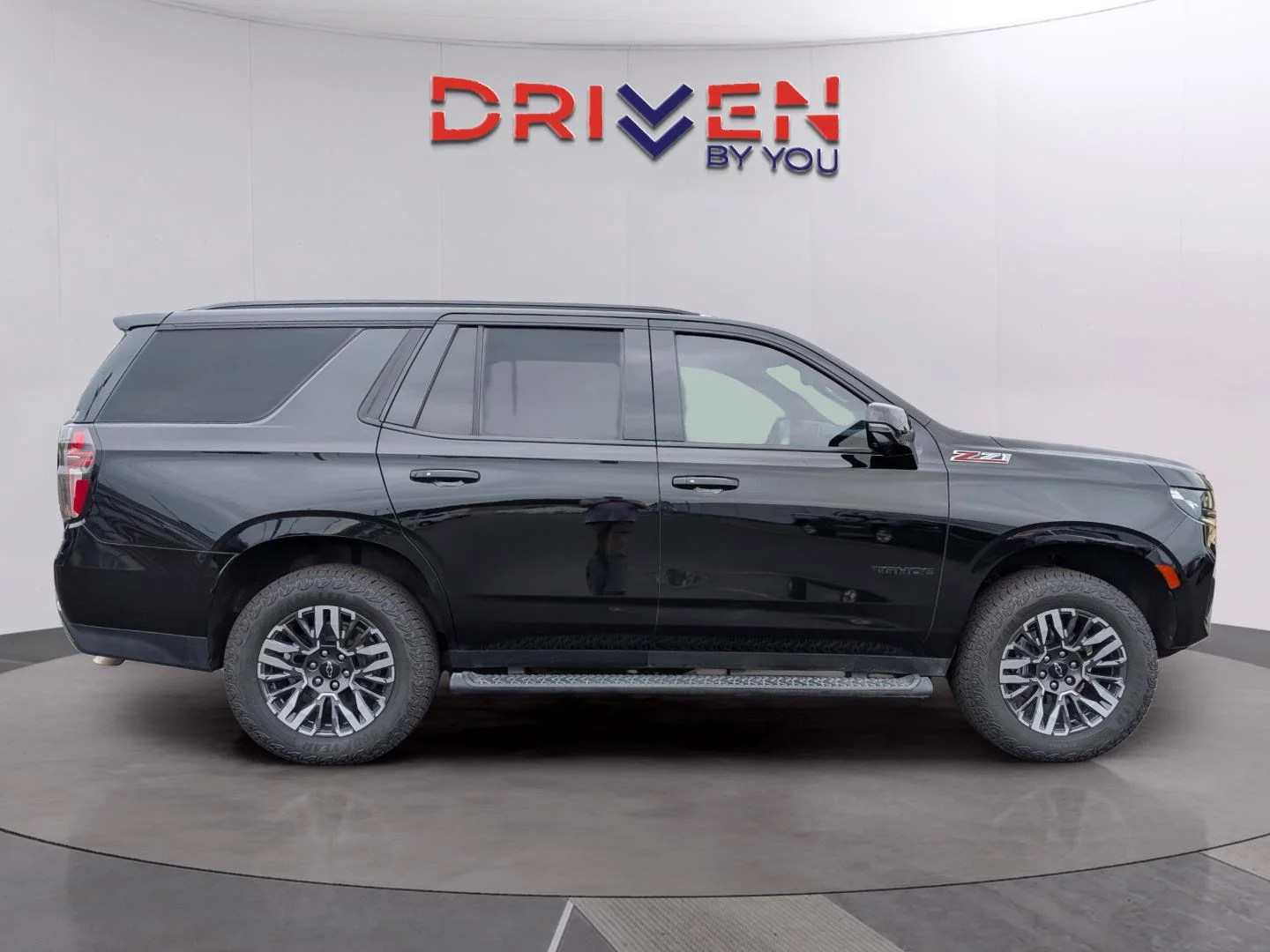 Used 2021 BLACK Chevrolet Z71 image 6