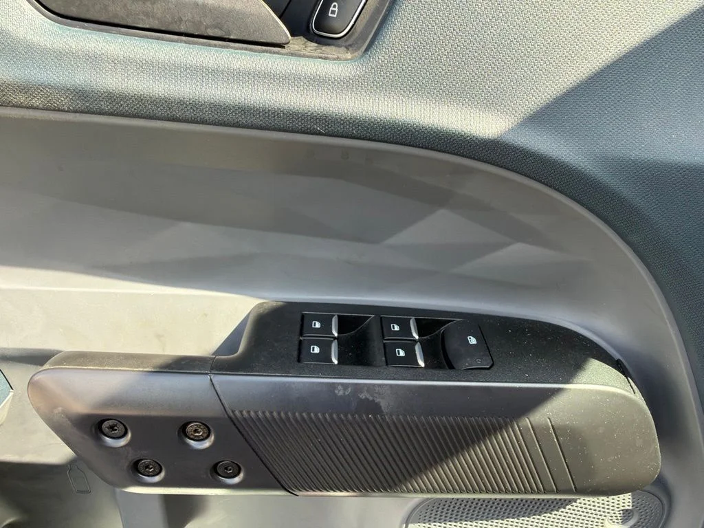 Used 2023 Blue Ford XL image 22
