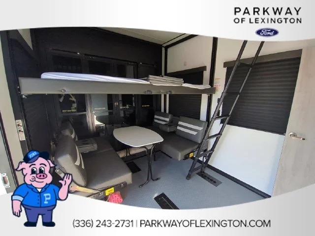 Used 2024 Black Keystone Model - FZ37324 image 13