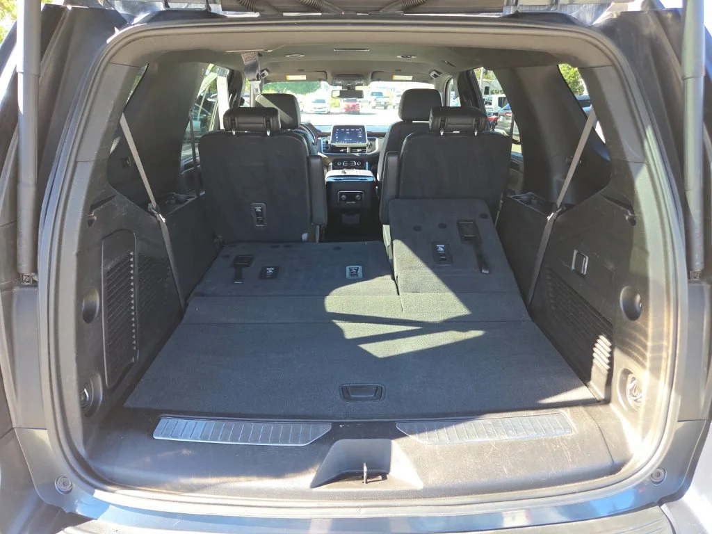 Used 2021 Gray Chevrolet Z71 image 18
