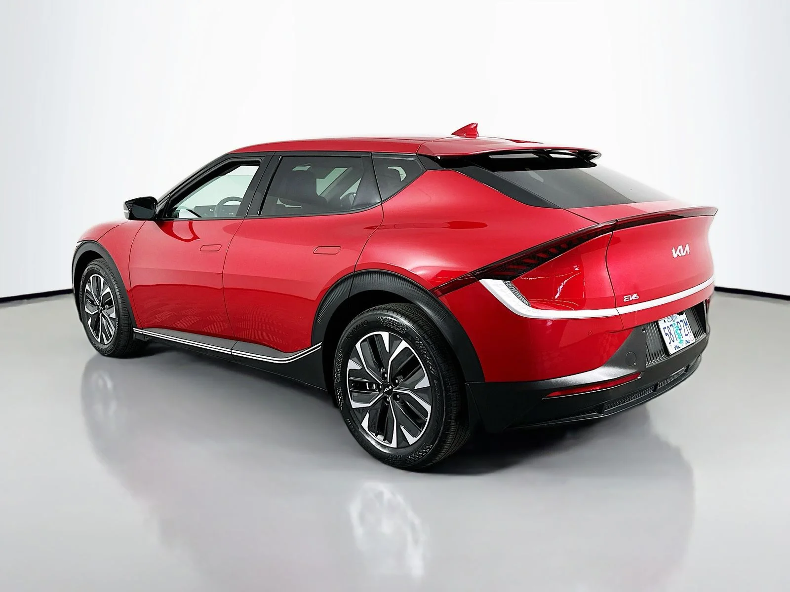 Used 2024 Runway Red Kia Light image 6