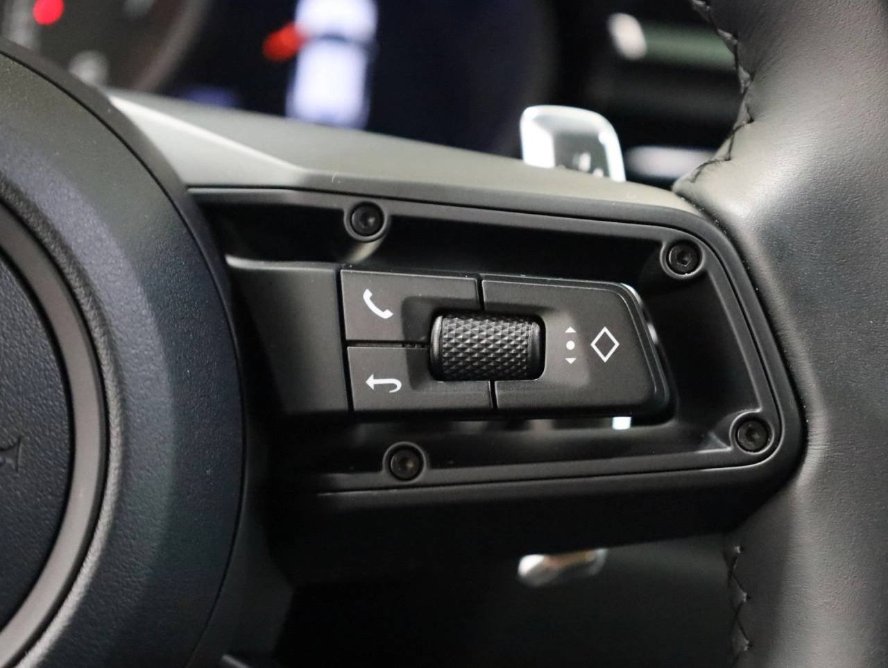 2026 Porsche Macan Base - Photo 28