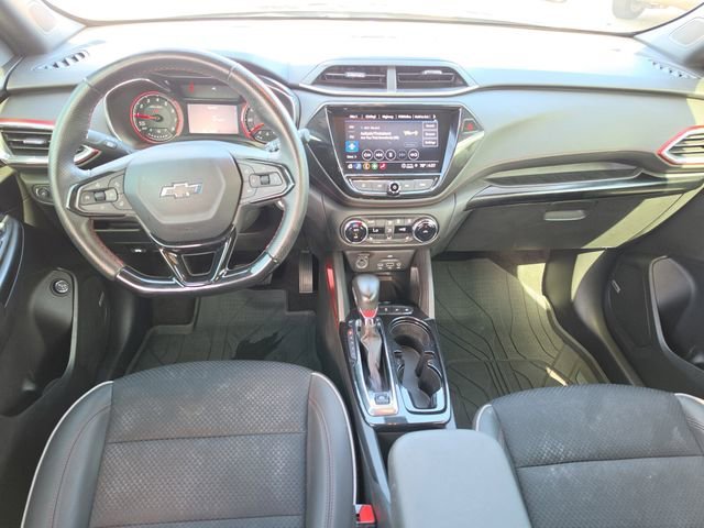 Used 2023 Mosaic Black Metallic Chevrolet RS image 9