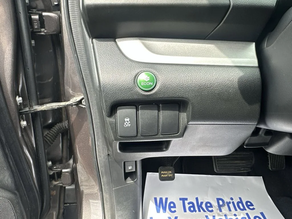 Used 2012  Honda LX image 15