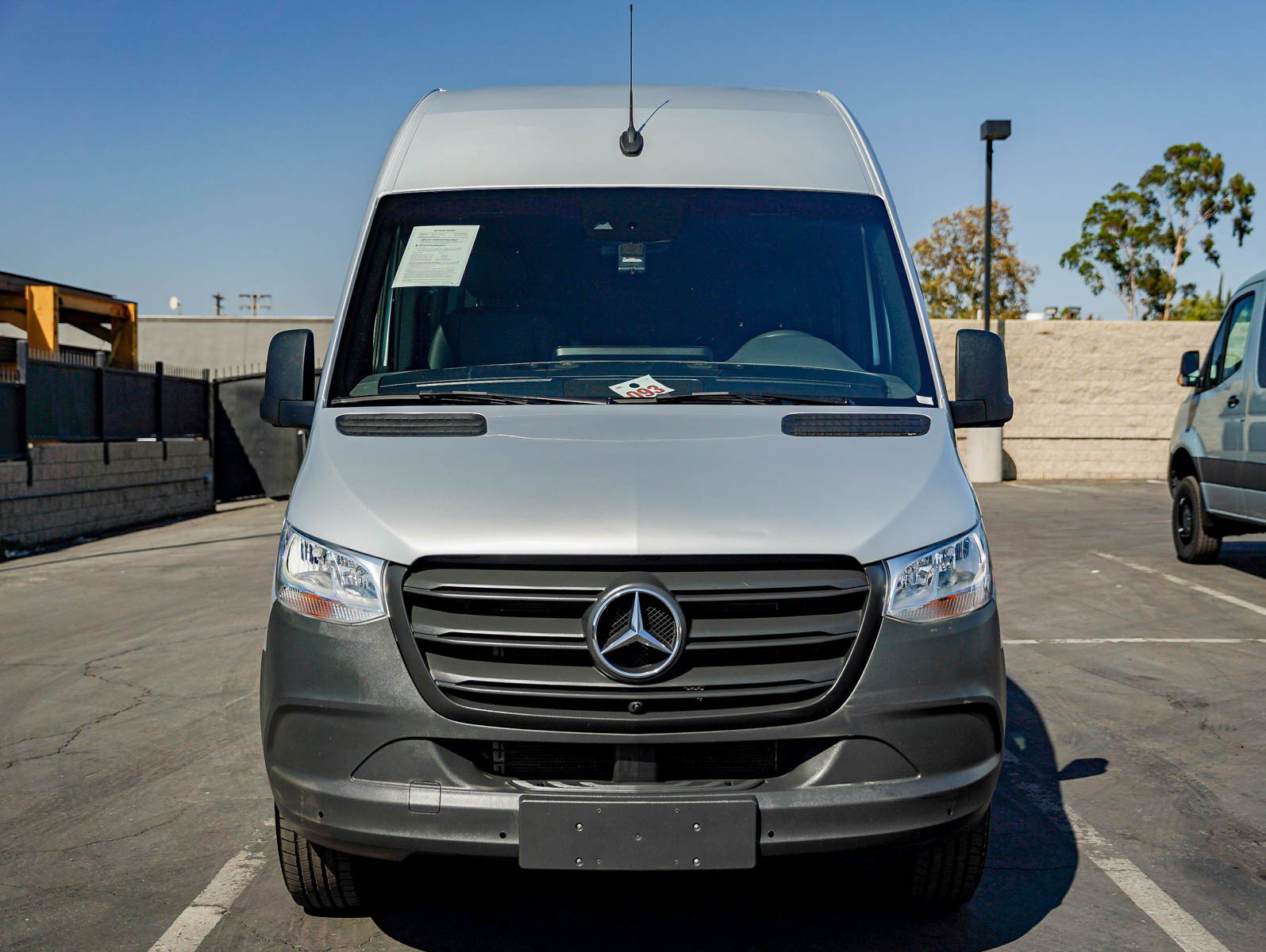 Used 2024 Iridium Silver Mercedes-Benz 2500 Standard Roof I4 Diesel 144 RWD image 2