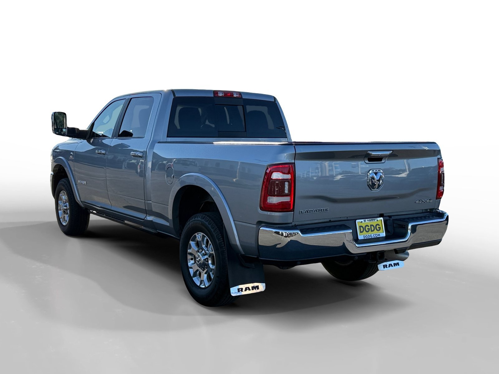 Used 2020 Billet Silver Metallic Ram Laramie image 3