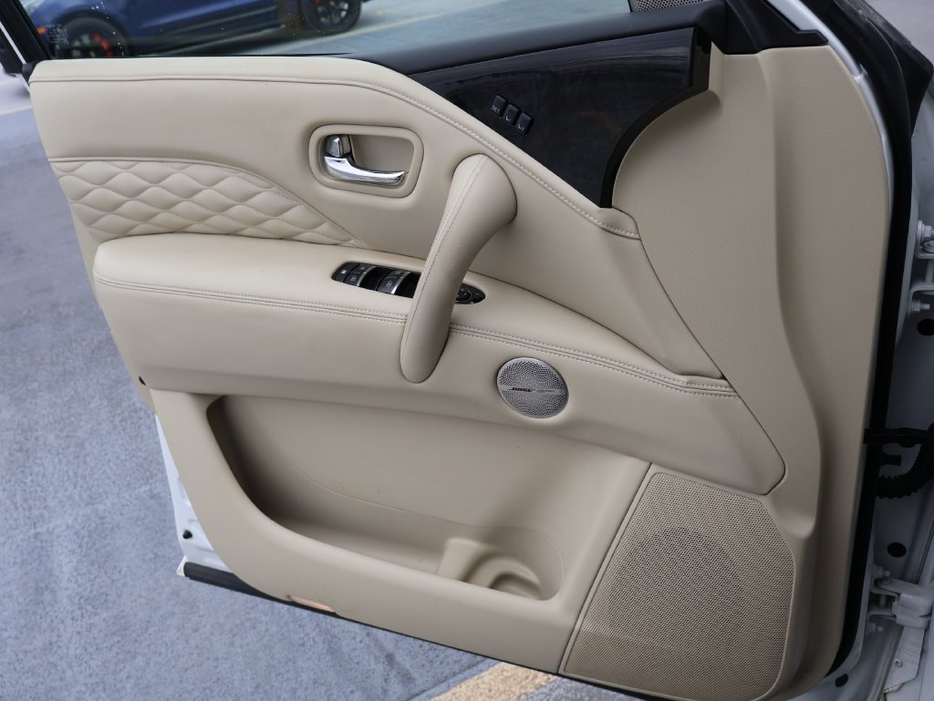 Used 2023 Moonstone White INFINITI Sensory image 41