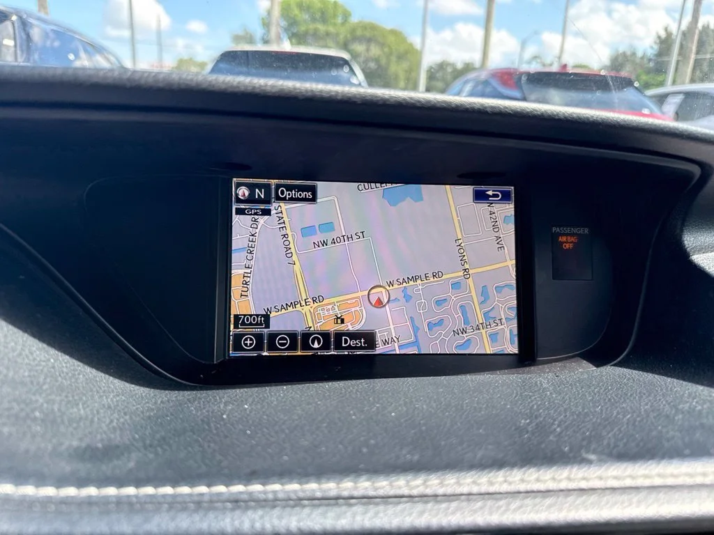 Used 2015 Gray Pearl Lexus 350 image 3