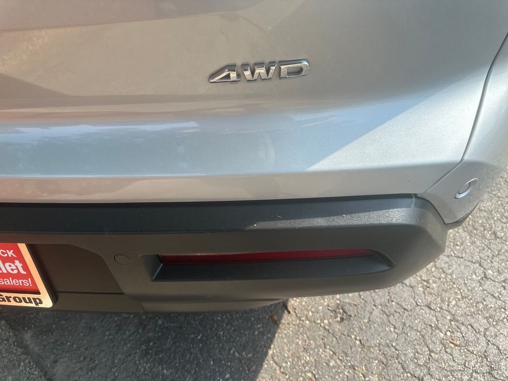 Used 2025 Silver Nissan SV image 45