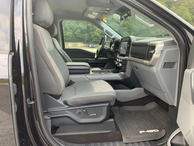 Used 2021 Agate Black Metallic Ford XLT image 16