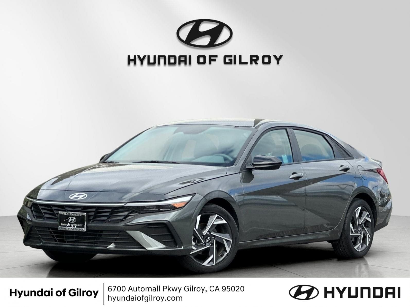 Used 2025 Gray Hyundai SEL Sport image 1