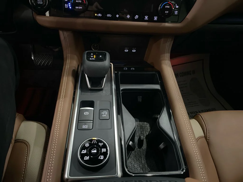 New 2026 Super Black Nissan Platinum image 21