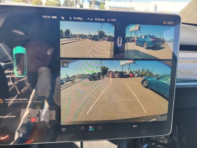 Used 2024  Tesla Long Range image 22