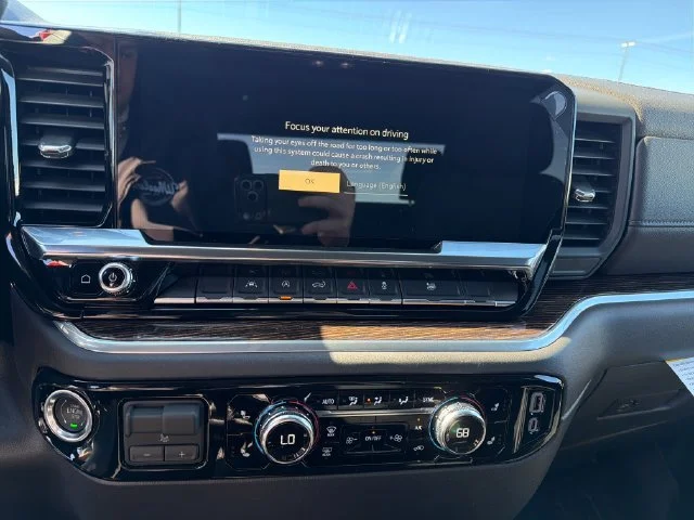 New 2026 Sterling Metallic GMC Elevation image 20