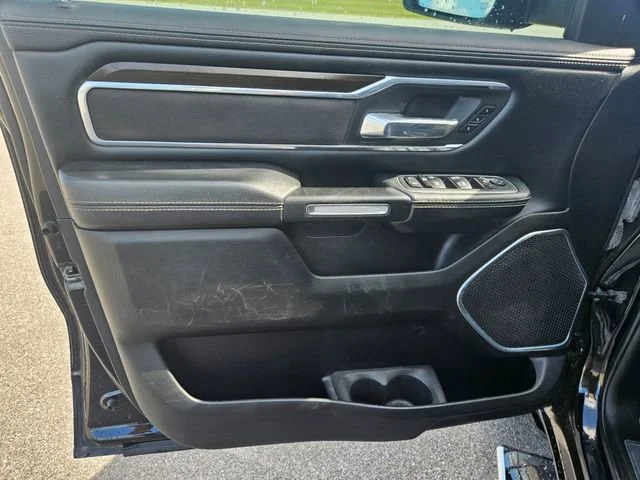 Used 2022 Black Ram Laramie image 10