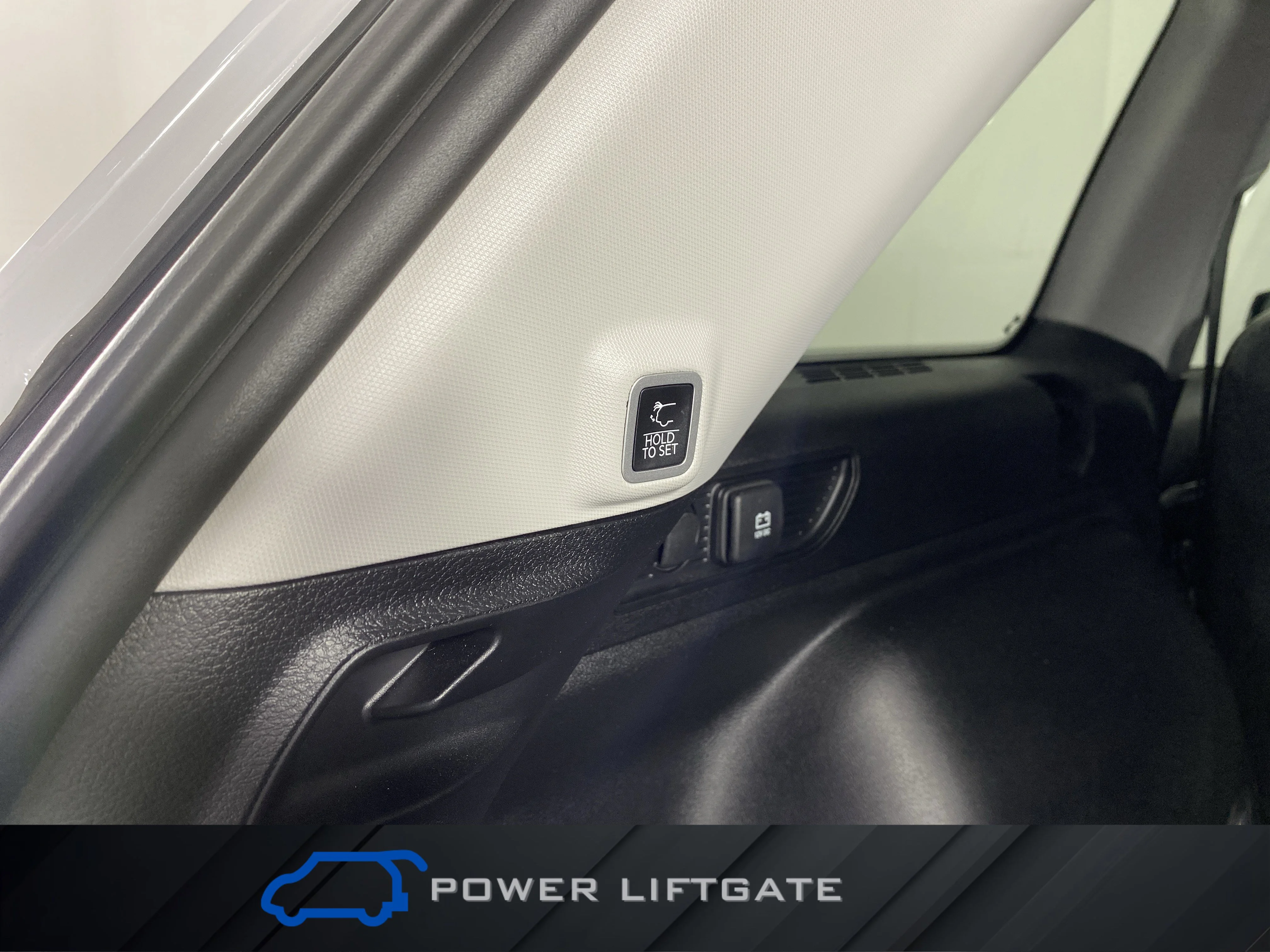 Used 2023 Bright White Clearcoat Jeep Limited image 36