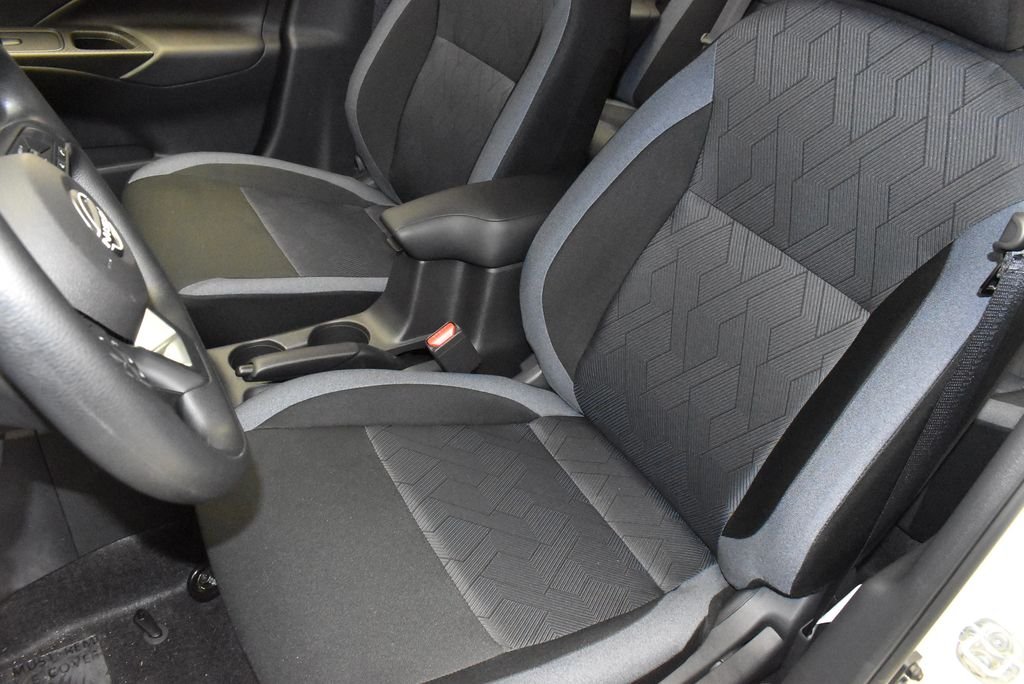 2025 Nissan Versa Sedan SV - Photo 13