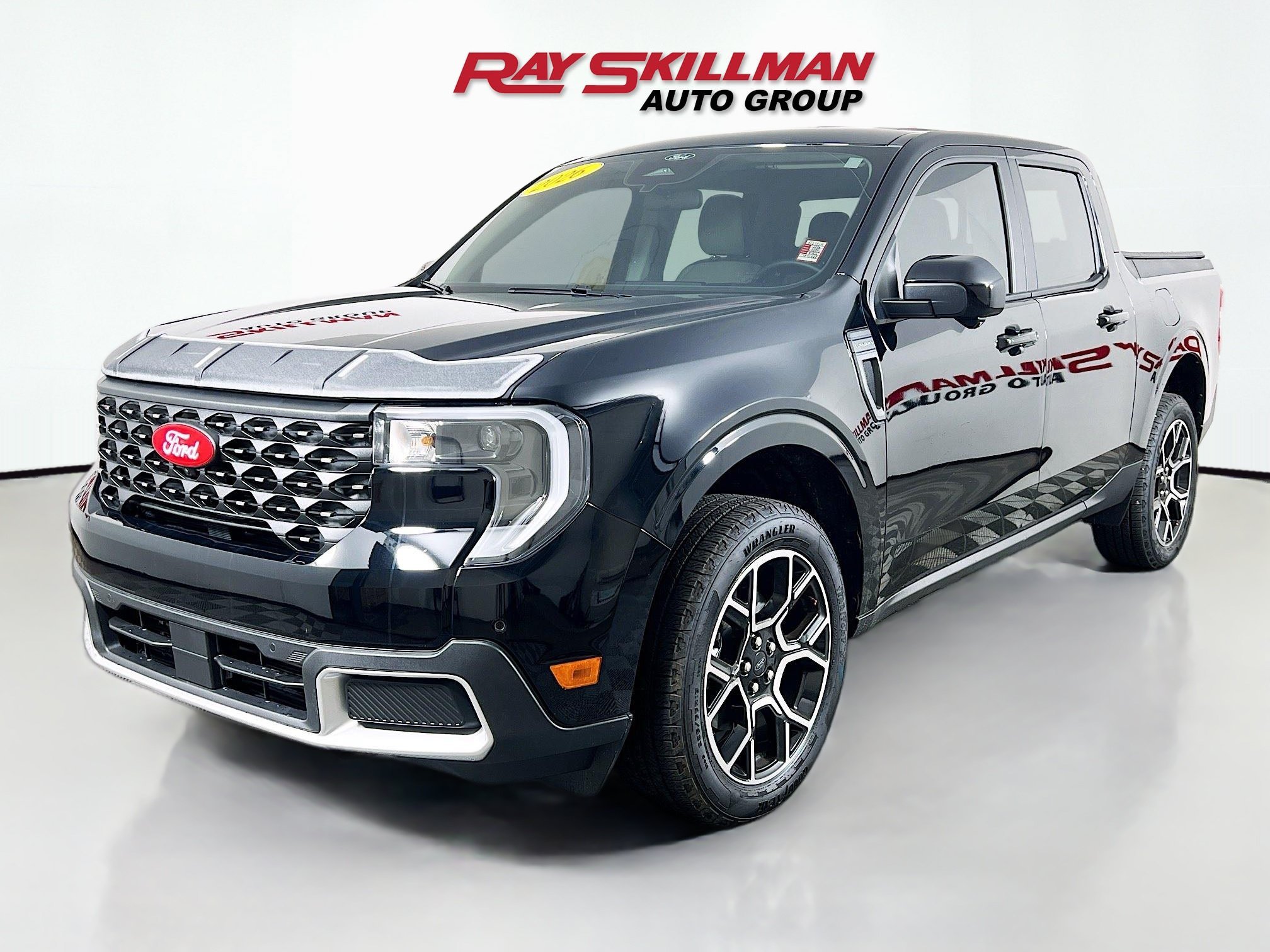 Used 2026 Black Ford LARIAT image 3