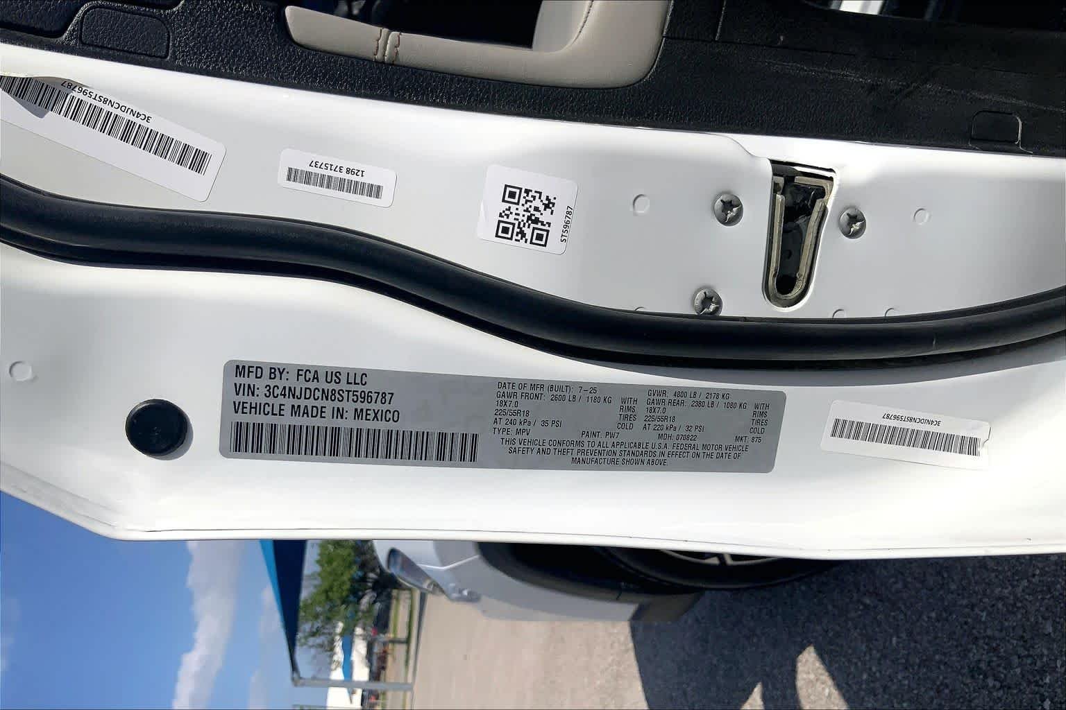 Used 2025 Bright White Clearcoat Jeep Limited image 37