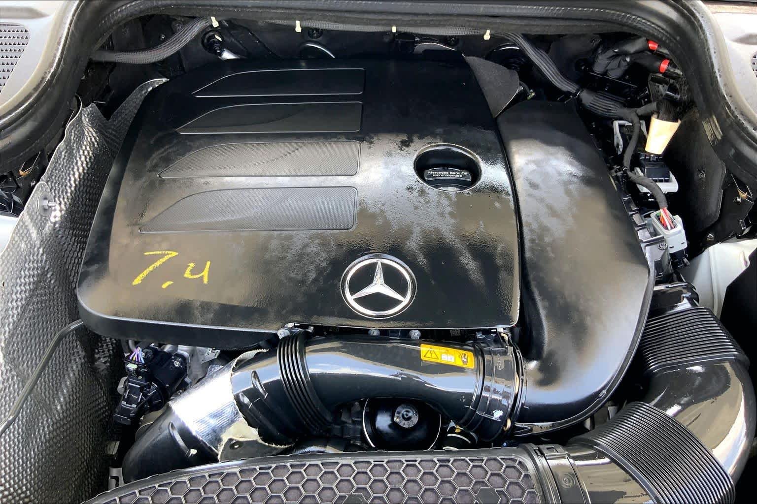Used 2021 designo Diamond White Metallic Mercedes-Benz GLE 350 image 32