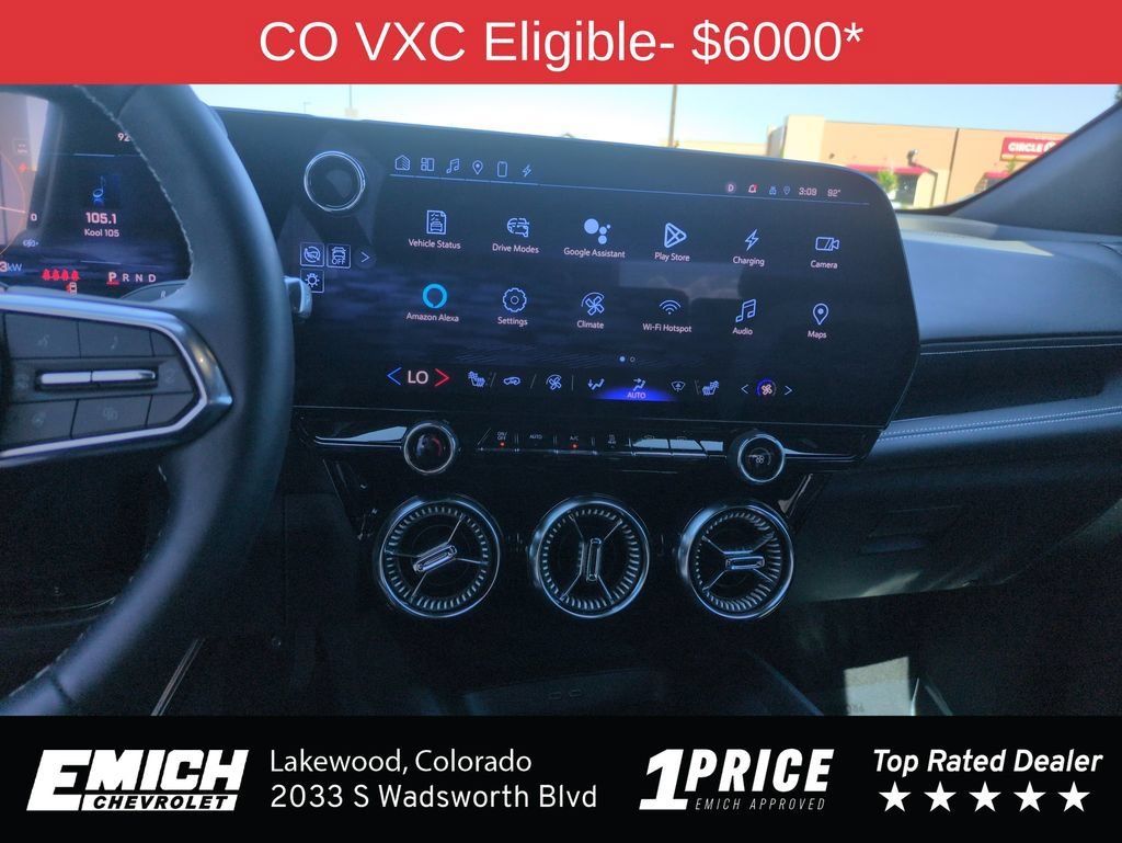 Used 2024 Summit White Chevrolet LT image 17