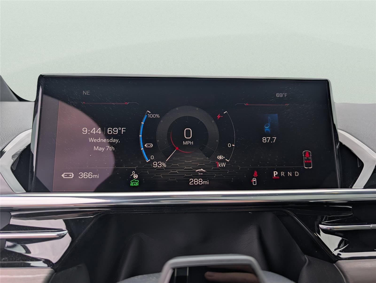 2025 GMC Sierra EV Denali - Photo 25