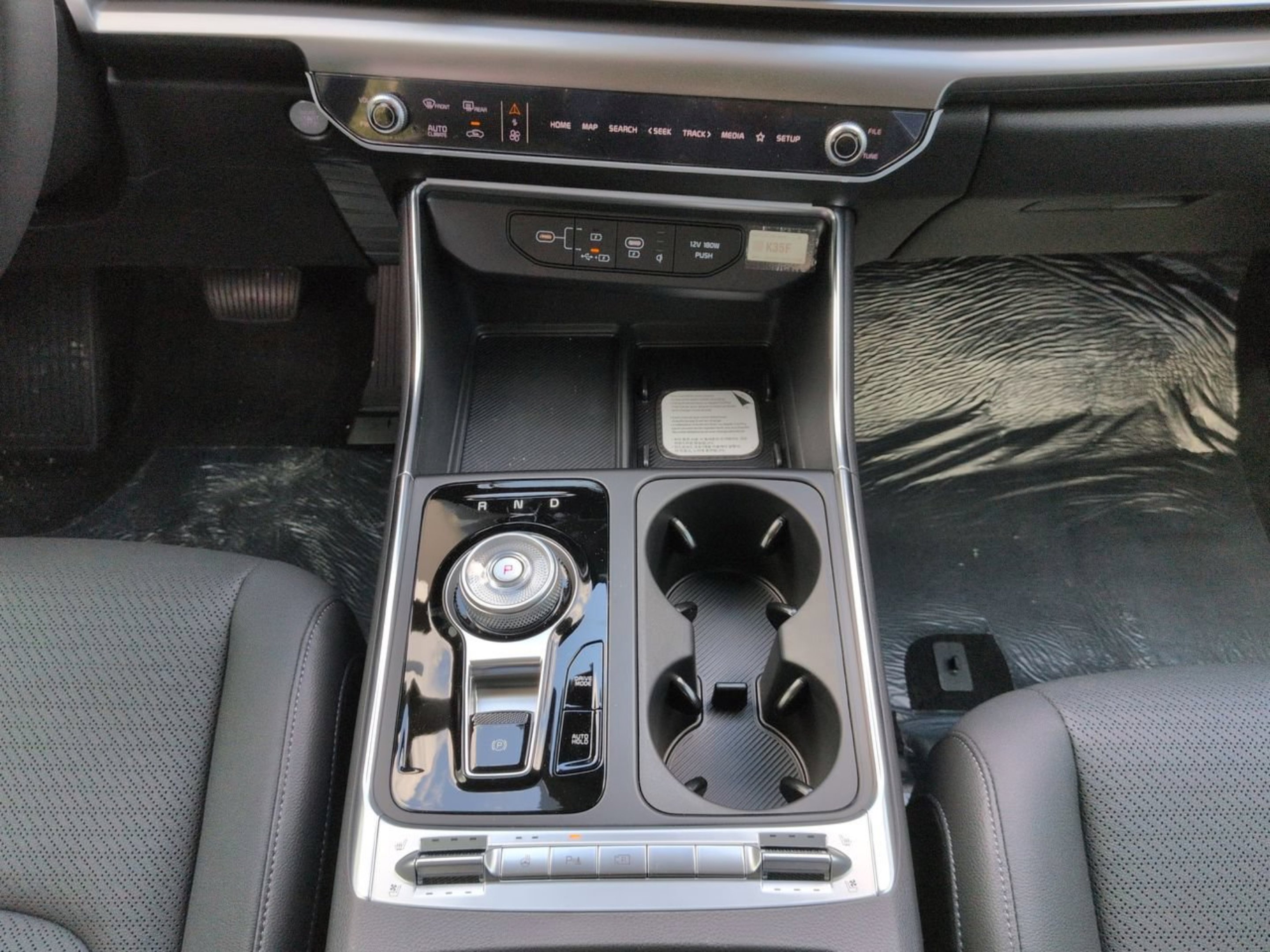 New 2026 Ceramic Silver Kia SX Prestige image 18