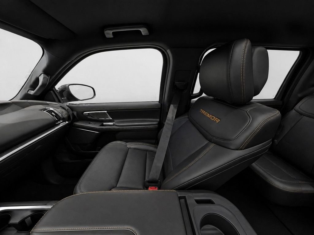 New 2026 Glacier Gray Metallic Tri-Coat Ford Tremor® image 10