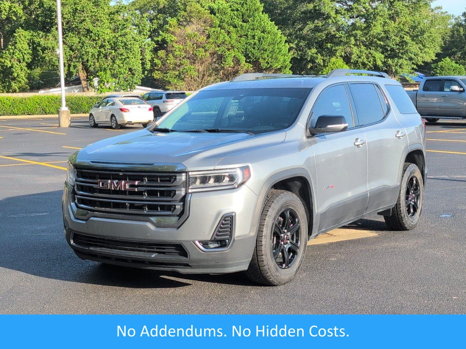 2023 GMC Acadia AT4