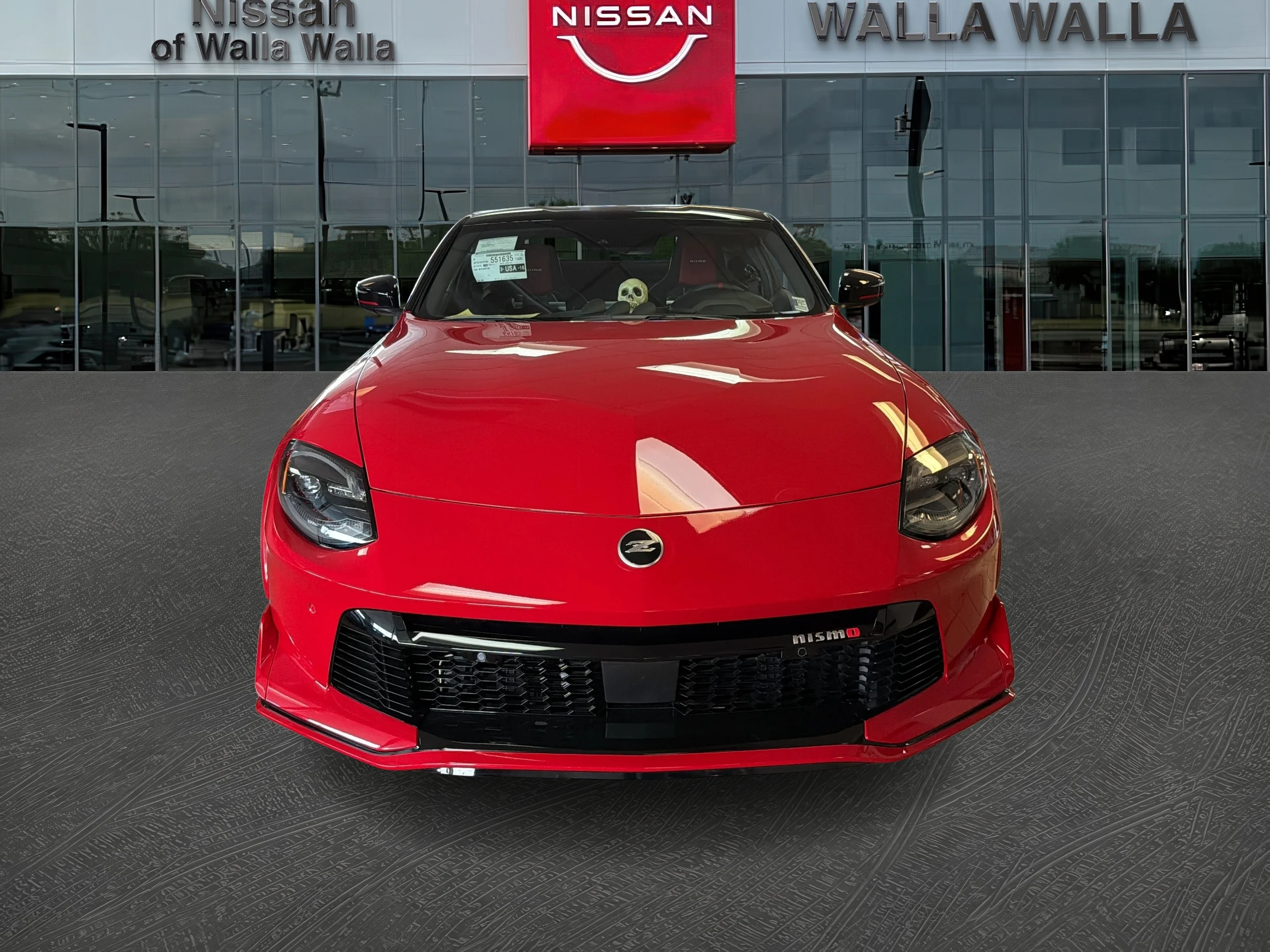 New 2027 Solid Red/Super Black Nissan NISMO image 2