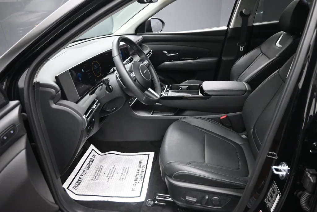 2026 Hyundai Tucson Limited - Photo 16