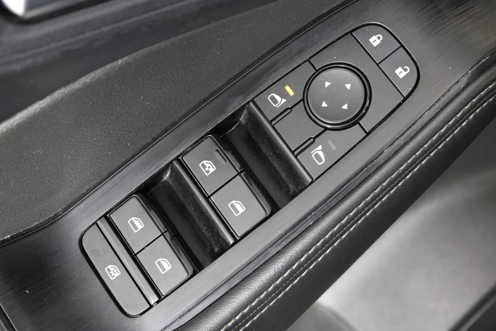 2024 Nissan Rogue SV - Photo 24