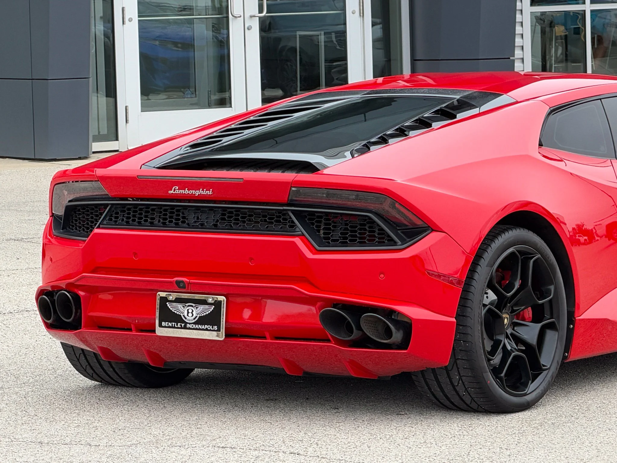 Used 2016 Red Lamborghini LP580-2 image 10