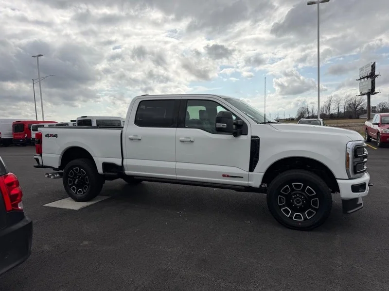 New 2026 Star White Metallic Tri-Coat Ford F-250® Platinum® image 4