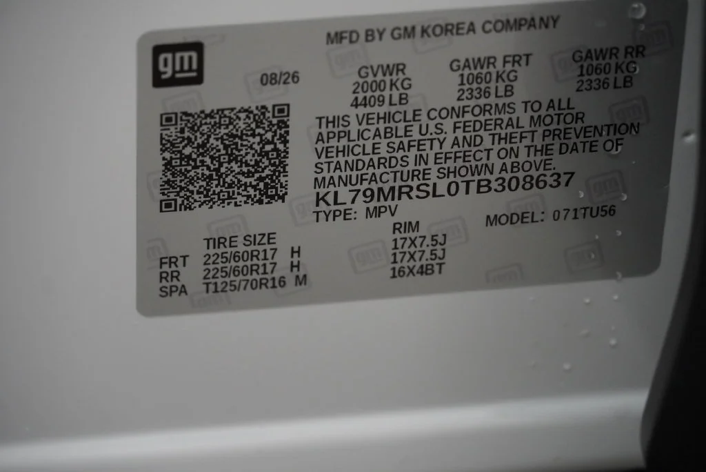New 2026 Summit White Chevrolet LT image 42