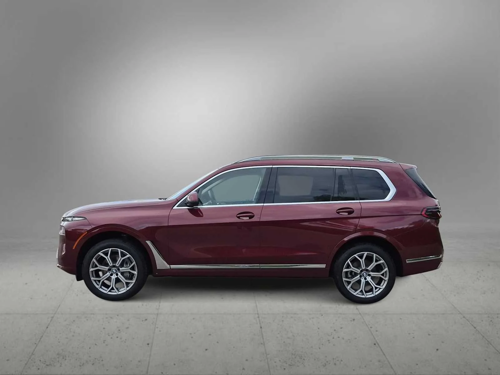 Used 2026 Red BMW xDrive40i image 5