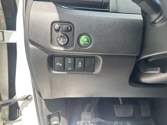 Used 2021  Honda Elite image 28
