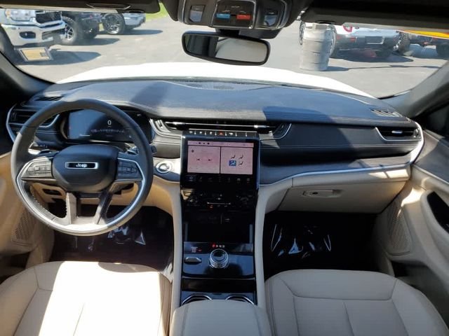 Used 2023 White Jeep Limited image 16