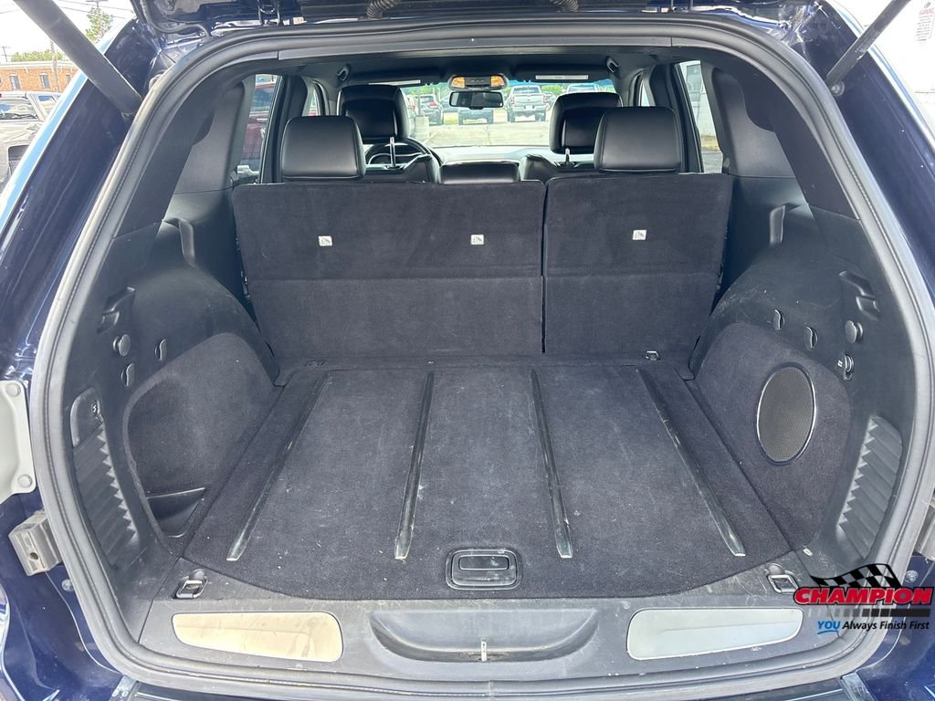 Used 2014 Blue Jeep Limited image 22