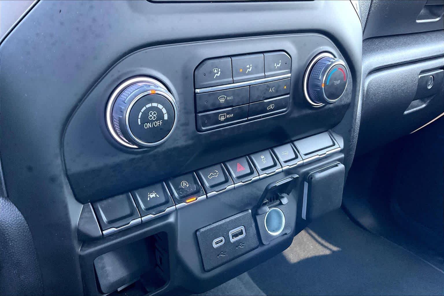 2025 Chevrolet Silverado 1500 Custom - Photo 34