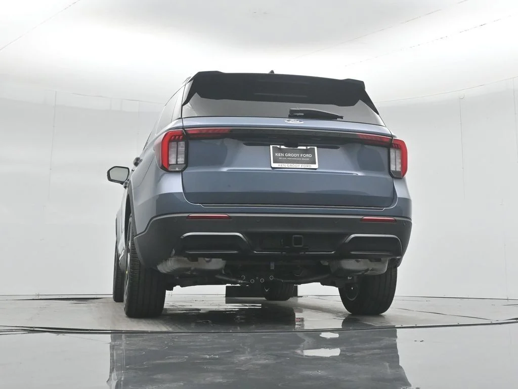 New 2026 Vapor Blue Metallic Ford ST-Line image 52
