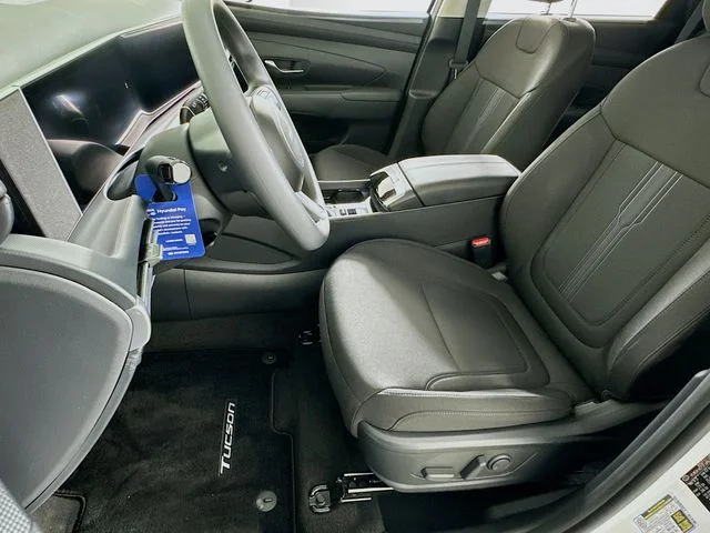 New 2026 Hyundai TUCSON SEL