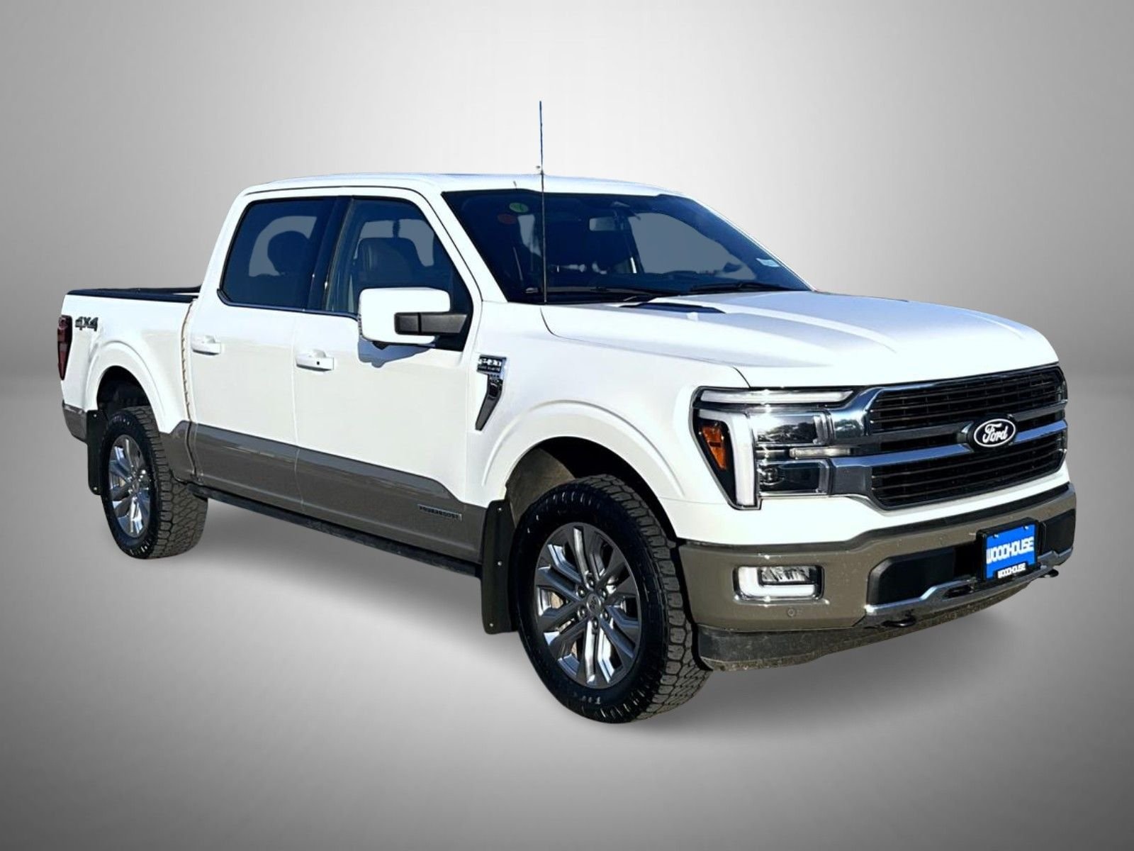 Used 2025 White Ford King Ranch image 3